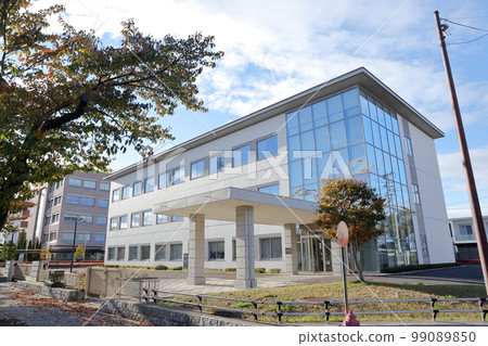 Family Court Building (Aomori District Family Court Towada Branch, Towada City, Aomori Prefecture) 99089850