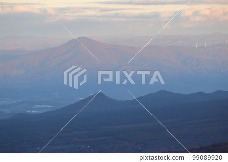 Mt. Iwate seen from Hachiman Square, Omote Iwate 99089920