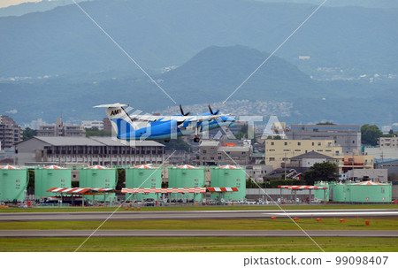 AMX aircraft Itami takeoff and rise 99098407