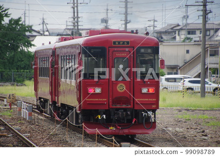 長良川鐵道美濃太田站 觀光列車“森” 99098789