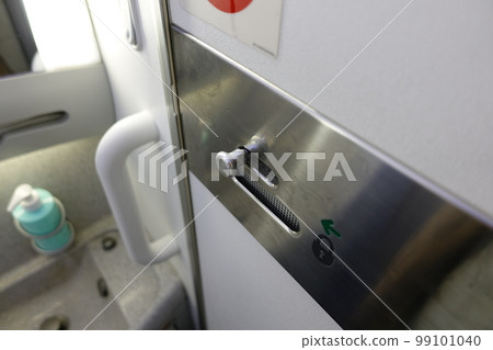 機艙廁所 99101040