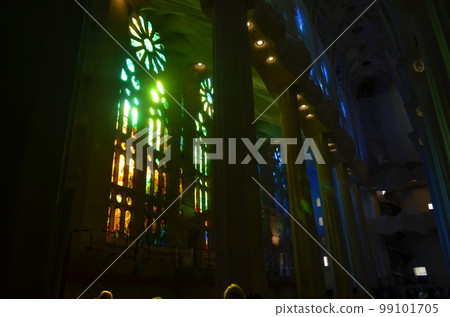 Sagrada Familia Sagrada Familia 99101705