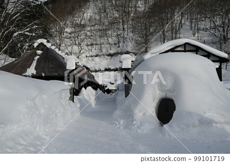 [Akita Prefecture, Semboku City] Nyuto Hot Spring Village Tsurunoyu Onsen 99101719