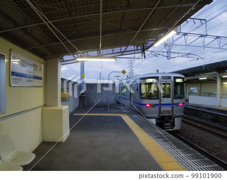 愛知環狀鐵道中岡崎站2000系列 99101900