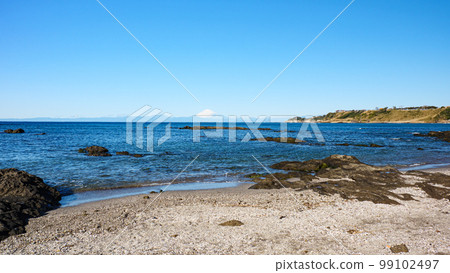 Shonan in winter (you can see Mt. Fuji) 99102497