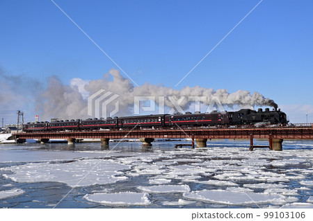 釧路本線釧路～東釧路 JR 北海道 C11-171 + 系列 14 + 須橋 44 SL Winter Marsh 99103106