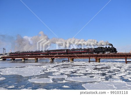 釧路本線釧路～東釧路 JR 北海道 C11-171 + 系列 14 + 須橋 44 SL Winter Marsh 99103118