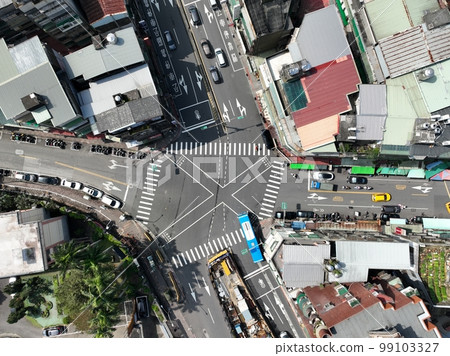 十字路口 99103327