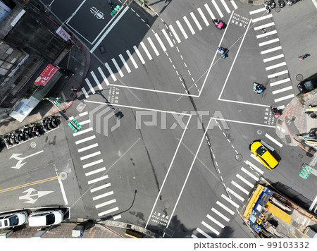 十字路口 99103332