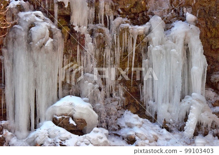Misakubo Ice Wall Misakubo Ice Wall 99103403