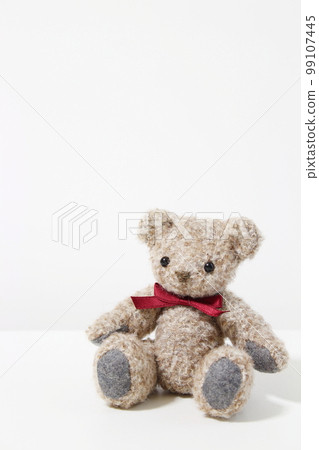 Teddy bear stuffed bear (copy space, white background) 99107445