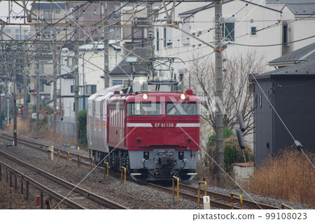 東北本線登呂站 EF81 和 Kaya 27 99108023