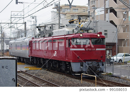 東北本線登呂站 EF81 和 Kaya 27 99108033