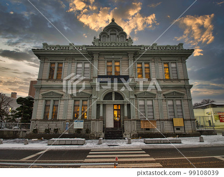 Aomori Bank Memorial Hall Former Main Building of The 59th Bank (winter/evening) Hirosaki City, Aomori Prefecture Aomori Bank Memorial Hall Former Main Building of The 59th Bank (winter/evening) Hirosaki City, Aomori Prefecture 99108039