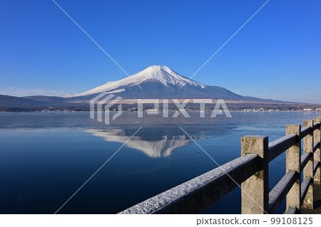 Fuji in winter 99108125