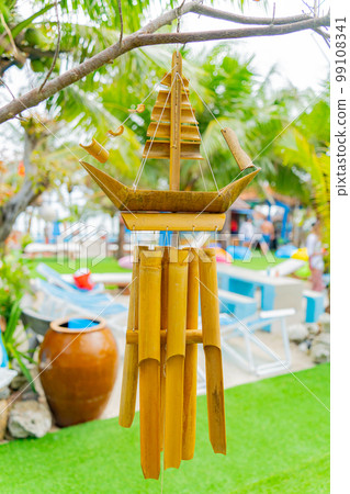 Wind music from bamboo. 99108341