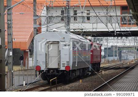 東北本線 Toro Station Cassiopeia 備用電源車 Kaya 27 99109971