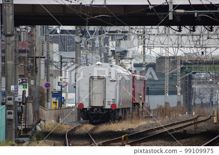 東北本線 Toro Station Cassiopeia 備用電源車 Kaya 27 99109975