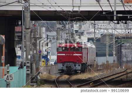 東北本線登呂站 EF81 和 Kaya 27 99110699