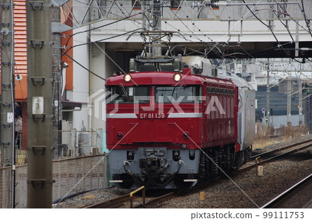 東北本線登呂站 EF81 和 Kaya 27 99111753