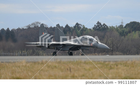 印度空軍蘇霍伊 Su-30MKI 滑行 99111807