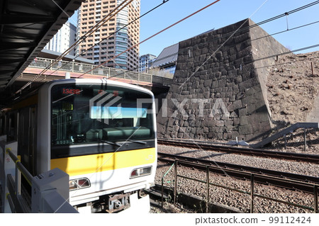 JR Iidabashi Station 99112424