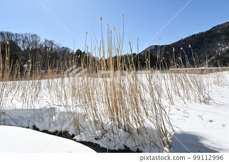 Landscape of Lake Yunoko, Nikko City, Tochigi Prefecture in winter 99112996
