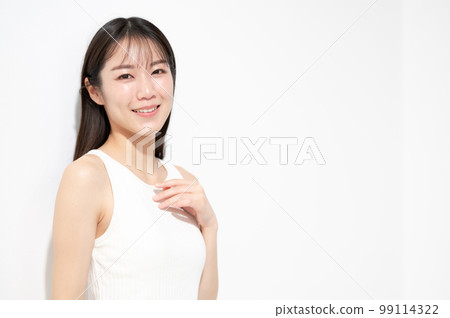 Female summer UV beauty Female summer UV beauty 99114322