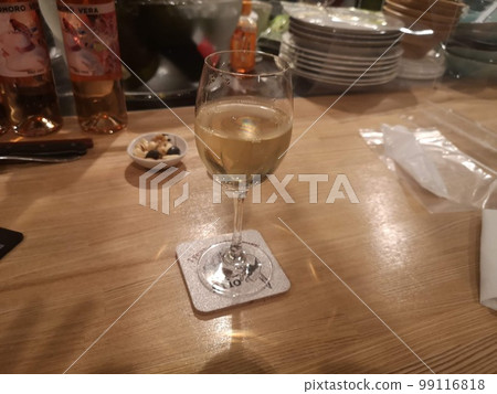 Italian & wine bar Brio white wine in Koiwa 99116818