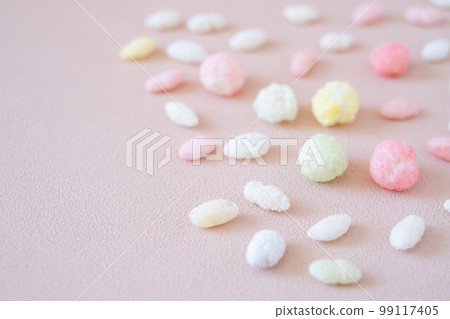 Hinamatsuri and free space Hinamatsuri and free space 99117405