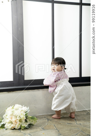 穿著褲裙的新年攝影寶寶 穿著褲裙的新年攝影寶寶 99119916