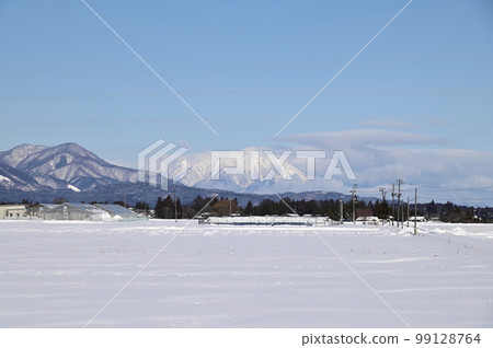cold day freezing morning cold day freezing morning 99128764