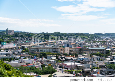 [千葉]好天氣的住宅區 99129798