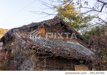 Old and very beautiful building in Setouchi city, Okayama prefecture, Japan 99130760