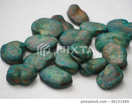 化學處理的蠶豆種子 99131899