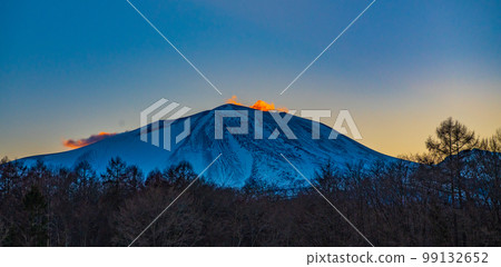 淺間日落輕井澤風景素材 99132652