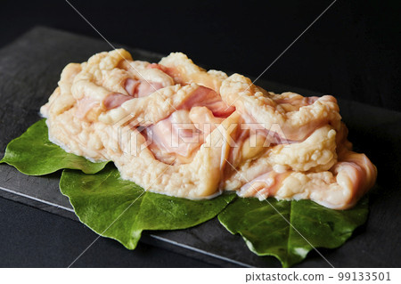 Fresh beef offal (small intestine) 99133501