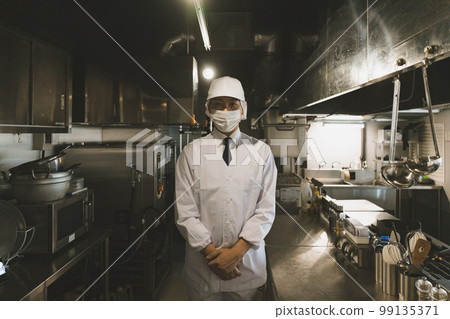 一個廚房 99135371