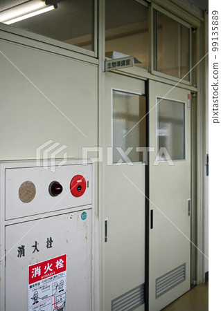 學校景觀 99135889