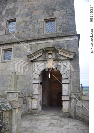 England England old castle BOLSVER CASTEL castle entrance England England old castle BOLSVER CASTEL castle entrance 99136534