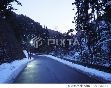 貴船神社之路(冬/雪/京都)2 貴船神社之路(冬/雪/京都)2 99136657