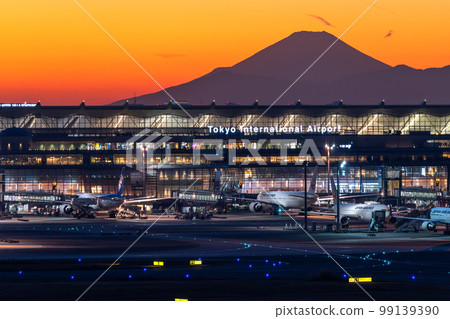 "Tokyo" Night view of Haneda Airport, Mt. Fuji 99139390