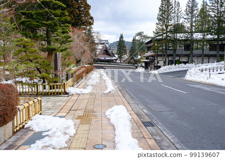 [Wakayama Prefecture] Koyasan cityscape (photographed on 2023/02/08) 99139607