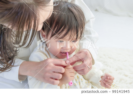 Baby's toothpaste 99141945