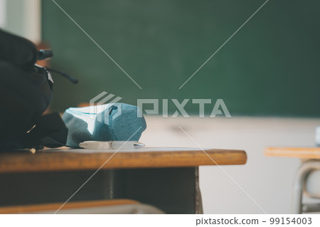 教室 學校 桌子 99154003