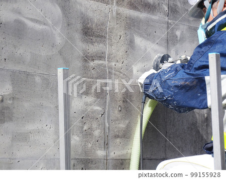 Concrete base preparation work using a dust-collecting sander Concrete base preparation work using a dust-collecting sander 99155928