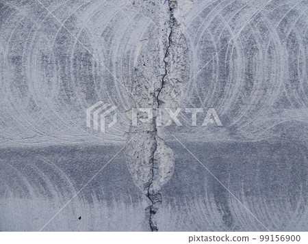 Surface adjustment status of concrete retaining wall peel prevention coating work 99156900