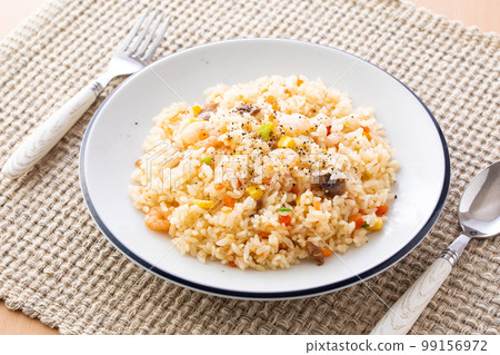 吃蝦抓飯 99156972