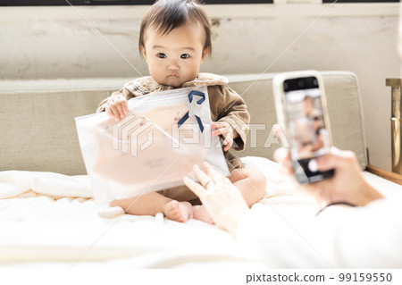 嬰兒和母親嬰兒禮物智能手機 99159550