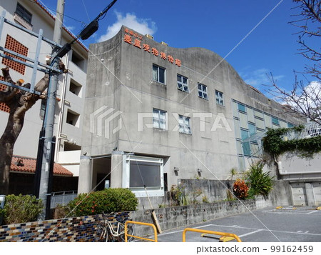 Panoramic view of Naha Municipal Tsuboya Pottery Museum 99162459